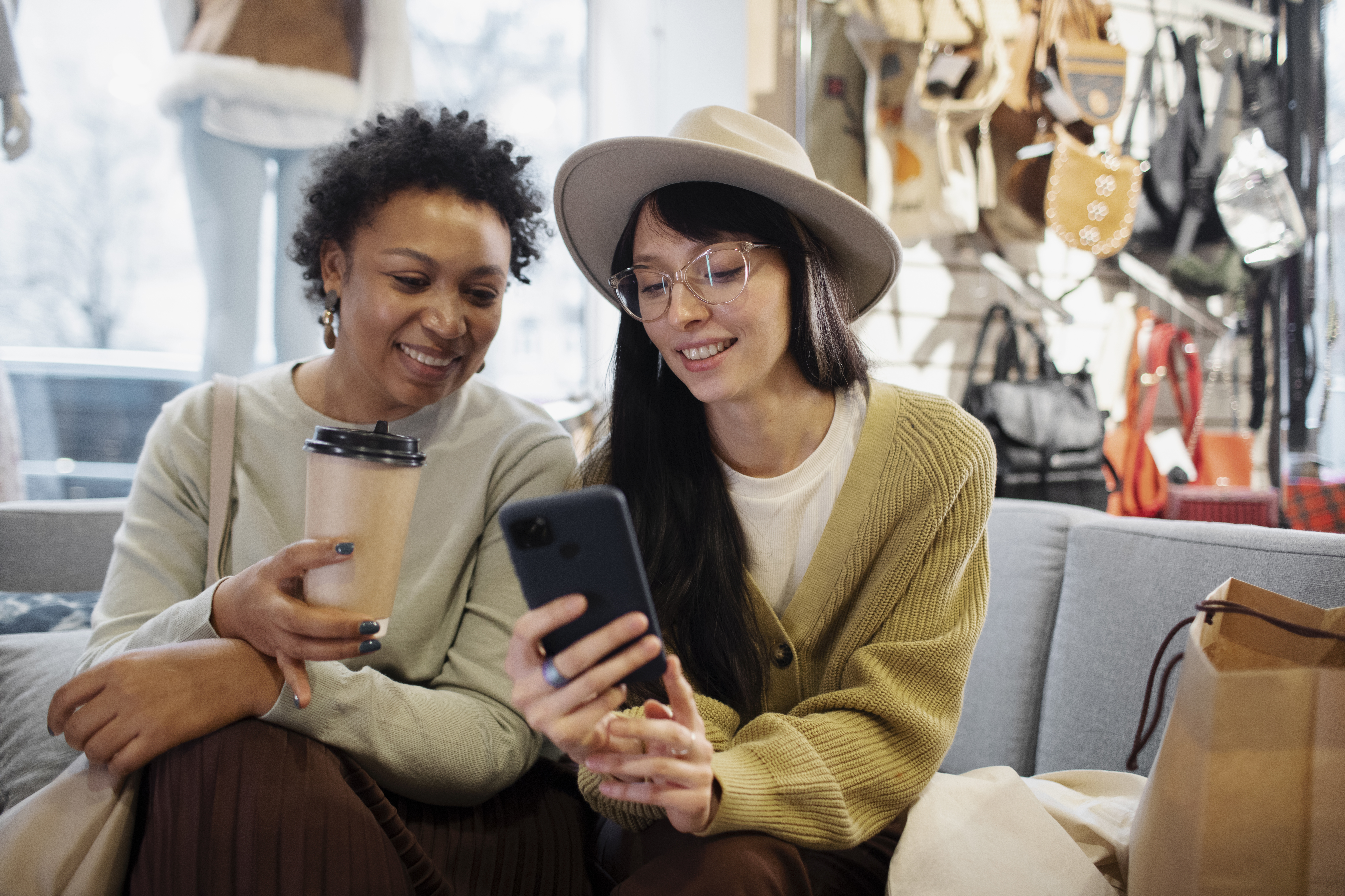 How Velorisce Connects Communities Through Local Services